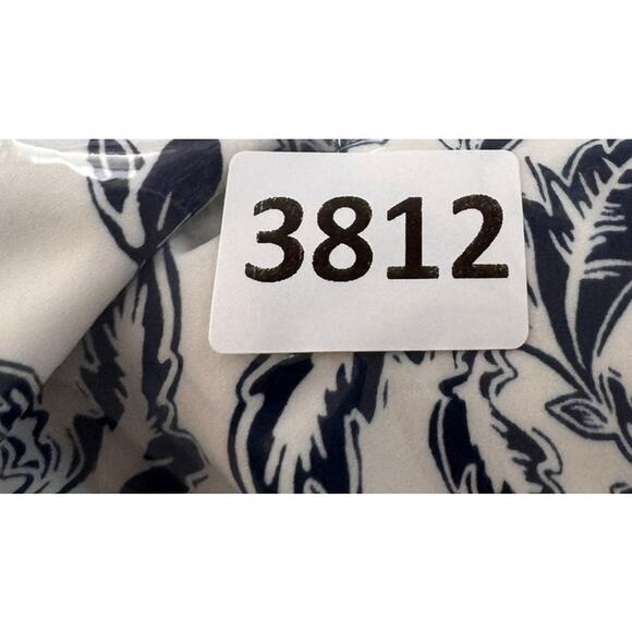 Banana Republic Factory Off the Shoulder Size 2 Navy Blue White Dress - Picture 9 of 9